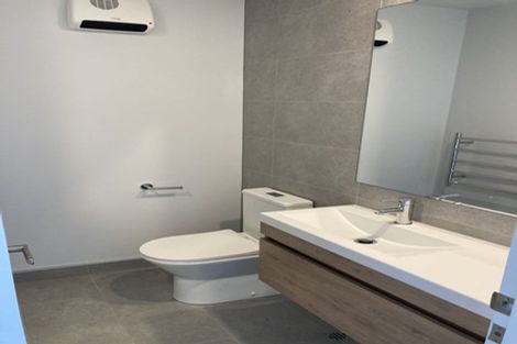 Photo of property in 4/8 New Brighton Road, Shirley, Christchurch, 8061