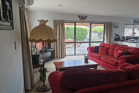 Photo of property in 18 Crisp Drive, Papamoa Beach, Papamoa, 3118