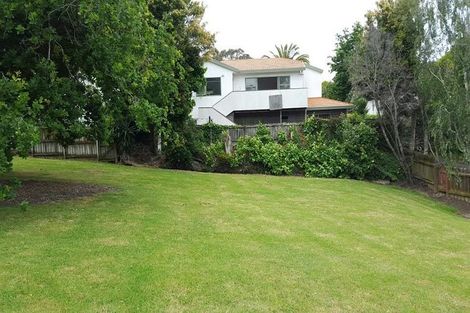Photo of property in 2/224 Forrest Hill Road, Forrest Hill, Auckland, 0620