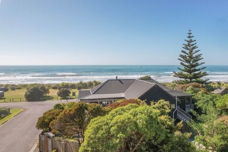 Photo of property in 1 Buxton Place, Gore Bay, Cheviot, 7383