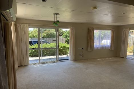 Photo of property in 3 Whimp Avenue, Onerahi, Whangarei, 0110