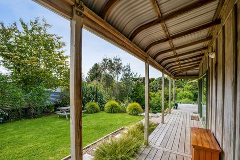 Photo of property in 1185b South Road, Oakura, 4314