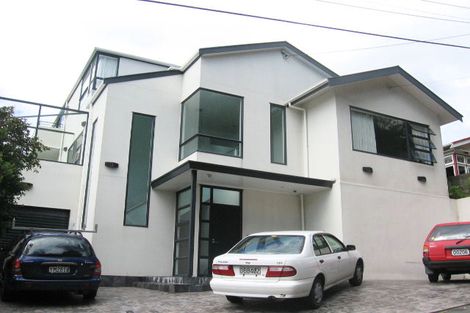 Photo of property in 9 Durham Crescent, Aro Valley, Wellington, 6021