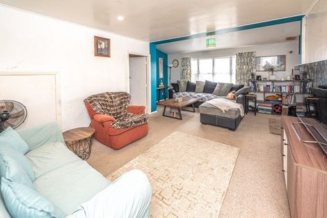 Photo of property in 54 Matipo Street, Castlecliff, Whanganui, 4501