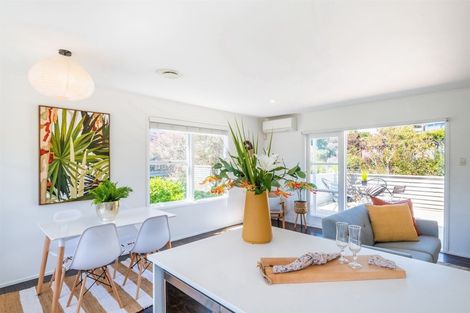 Photo of property in 18 Cassino Street, Bayswater, Auckland, 0622