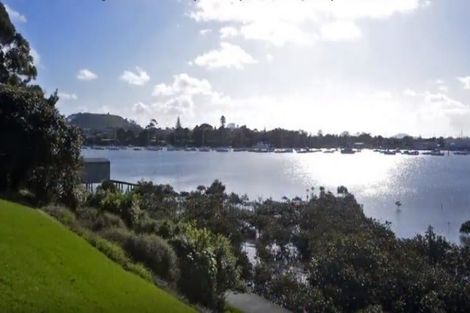 Photo of property in 27c Tamaki Bay Drive, Pakuranga, Auckland, 2010