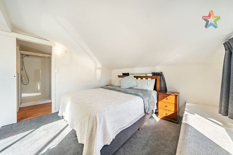 Photo of property in 10 Crawford Grove, Naenae, Lower Hutt, 5011