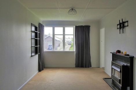 Photo of property in 34 Clyde Crescent, Roslyn, Palmerston North, 4414