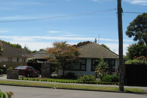 Photo of property in 1/182 Avonhead Road, Avonhead, Christchurch, 8042