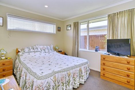 Photo of property in 12 Amberley Beach Road, Amberley, 7410