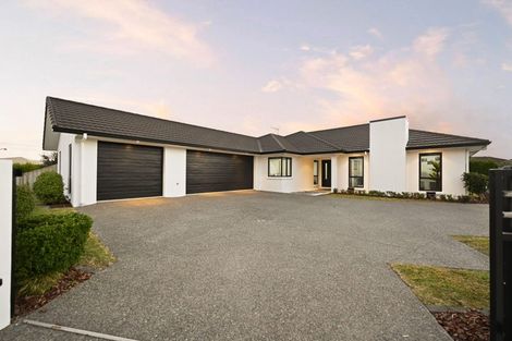 Photo of property in 5 Briar Rose Court, Huntington, Hamilton, 3210