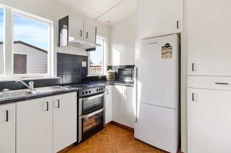 Photo of property in 16 Memorial Avenue, Parkside, Timaru, 7910