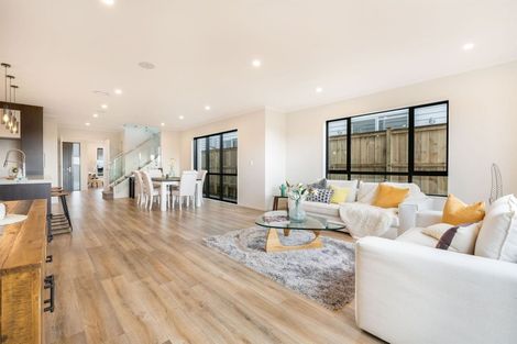 Photo of property in 94 Tir Conaill Avenue, Flat Bush, Auckland, 2019