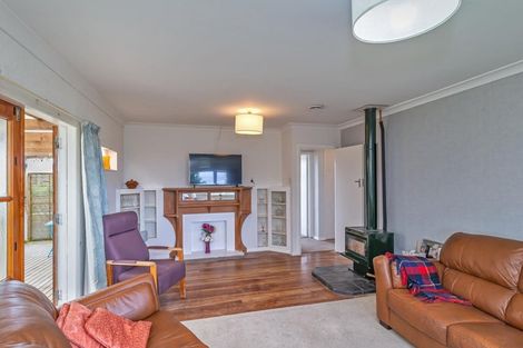 Photo of property in 12 Ryder Crescent, Levin, 5510