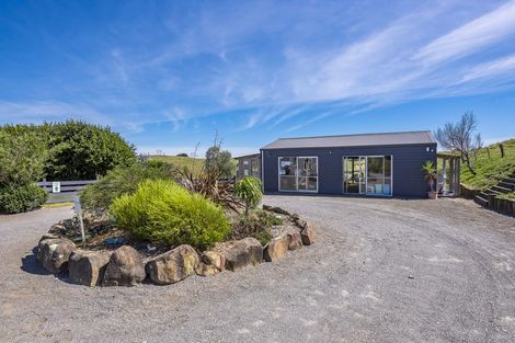 Photo of property in 125 Derham Road, Te Horo, Otaki, 5581