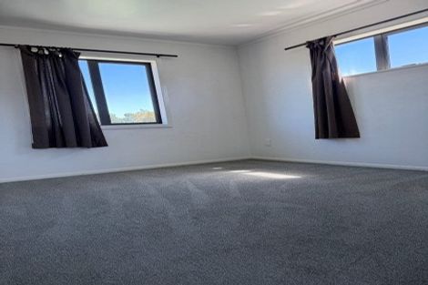 Photo of property in 18 Heathberry Close, Papatoetoe, Auckland, 2025