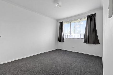 Photo of property in 2/57 Redcrest Avenue, Red Hill, Papakura, 2110