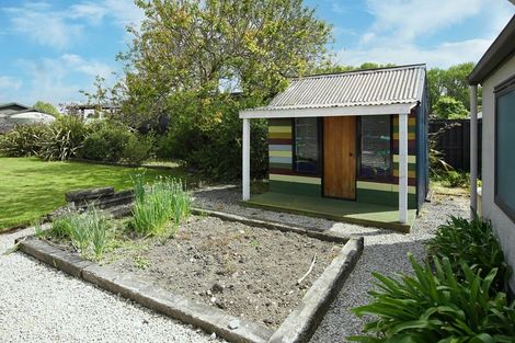 Photo of property in 21 Montgomery Street, Cheviot, 7310