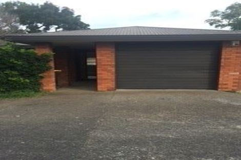 Photo of property in 21 Robertson Road, Favona, Auckland, 2024