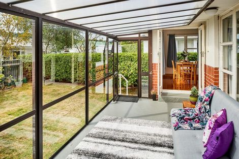 Photo of property in 8 Courtenay Road, Heretaunga, Upper Hutt, 5018