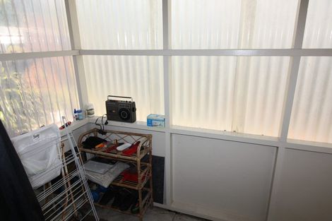 Photo of property in 11 Newton Place, Westbrook, Palmerston North, 4412