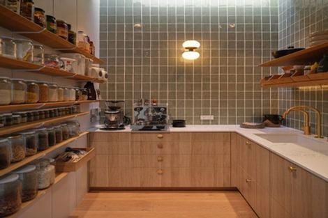 Photo of property in 6 Island Bay Road, Beach Haven, Auckland, 0626