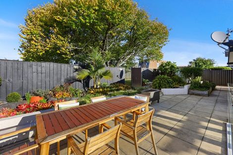 Photo of property in 188 Prince Regent Drive, Farm Cove, Auckland, 2012