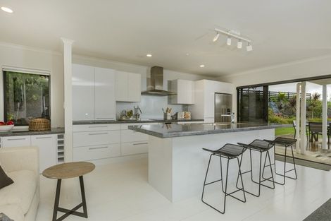 Photo of property in 21 Laly Haddon Place, Matakana, Warkworth, 0985