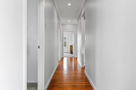 Photo of property in 21a Ngatai Road, Otumoetai, Tauranga, 3110