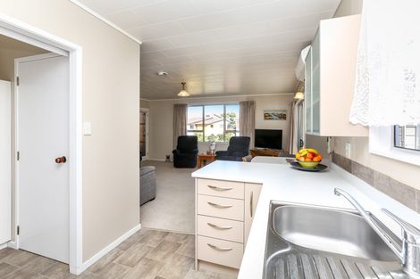 Photo of property in 3a Rossiter Crescent, Lynmouth, New Plymouth, 4310