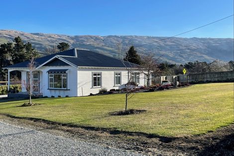 Photo of property in 139 Roxburgh Road East, Roxburgh East, Roxburgh, 9571