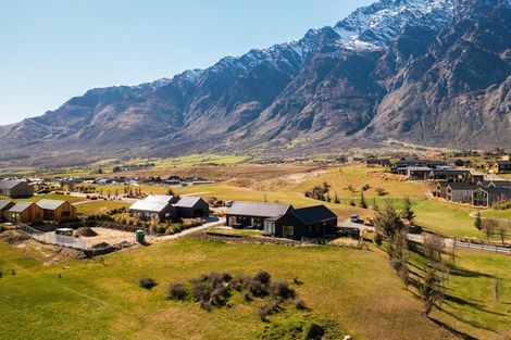 Photo of property in 3 Cunninghams Drive, Jacks Point, Queenstown, 9371