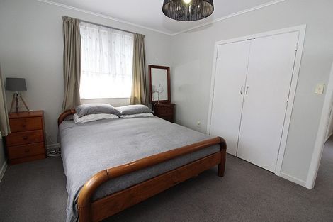 Photo of property in 88 Glendale Road, Glen Eden, Auckland, 0602