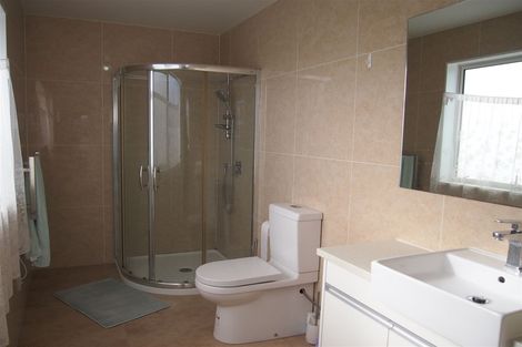 Photo of property in 47 Tiriwa Drive, Massey, Auckland, 0614