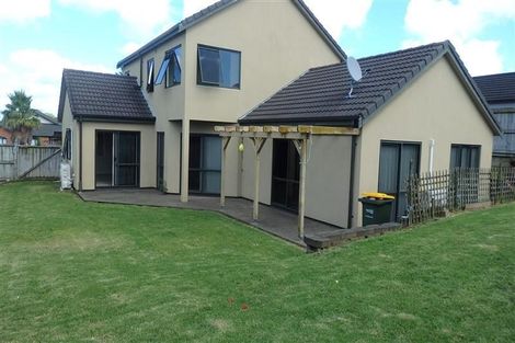 Photo of property in 21 Parkhaven Drive, Rosehill, Papakura, 2113