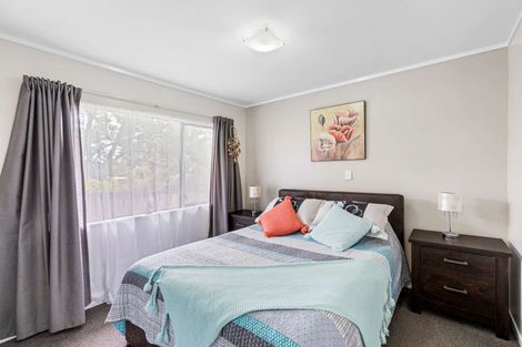 Photo of property in 13 Kay Road, Swanson, Auckland, 0614