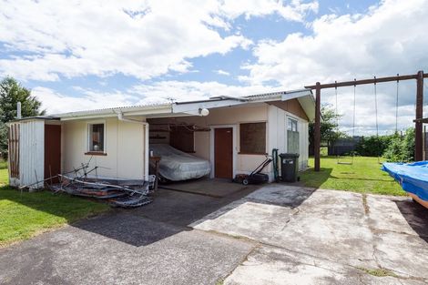 Photo of property in 21 Lee Road, Hannahs Bay, Rotorua, 3010