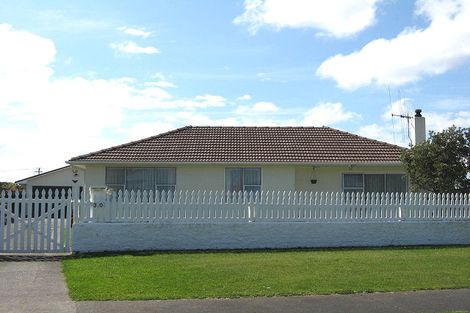 Photo of property in 30 Laird Street, Castlecliff, Whanganui, 4501