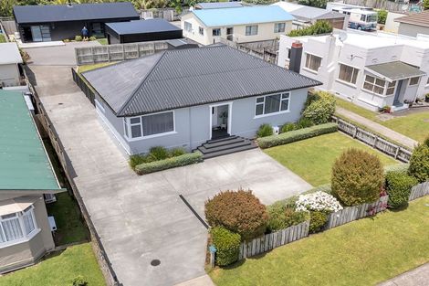 Photo of property in 391 Carrington Street, Upper Vogeltown, New Plymouth, 4310