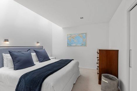 Photo of property in 12 Holly Road, St Albans, Christchurch, 8014