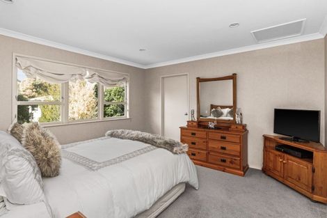 Photo of property in 46 Tauroa Road, Havelock North, 4130