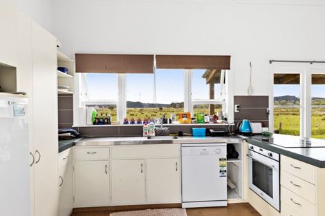 Photo of property in 212 Parkhurst Road, Parakai, 0830