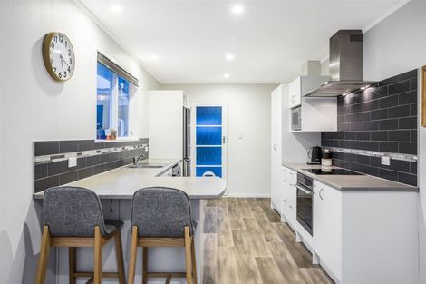 Photo of property in 3 Findhorn Place, Papakowhai, Porirua, 5024