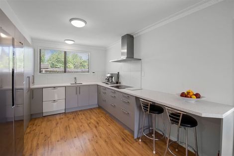 Photo of property in 9 Elvira Court, Bishopdale, Christchurch, 8053