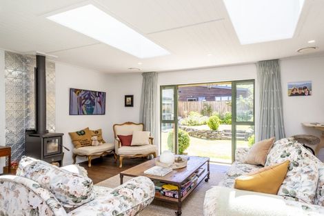 Photo of property in 43 Mcdonnell Road, Arrowtown, 9302