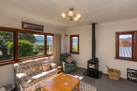 Photo of property in 1 Jane Street, Macandrew Bay, Dunedin, 9014