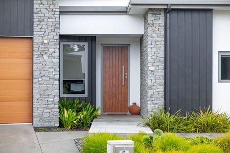 Photo of property in 12 Ada Close, Cambridge, 3434