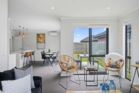Photo of property in 5 O Ruamano Crescent, Pukekohe, 2120