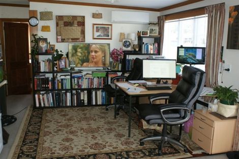 Photo of property in 8 Dittmer Street, Otaki, 5512