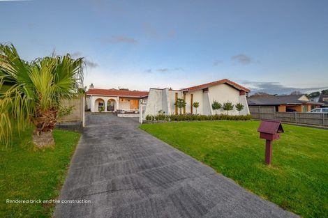 Photo of property in 120 Prince Regent Drive, Half Moon Bay, Auckland, 2012
